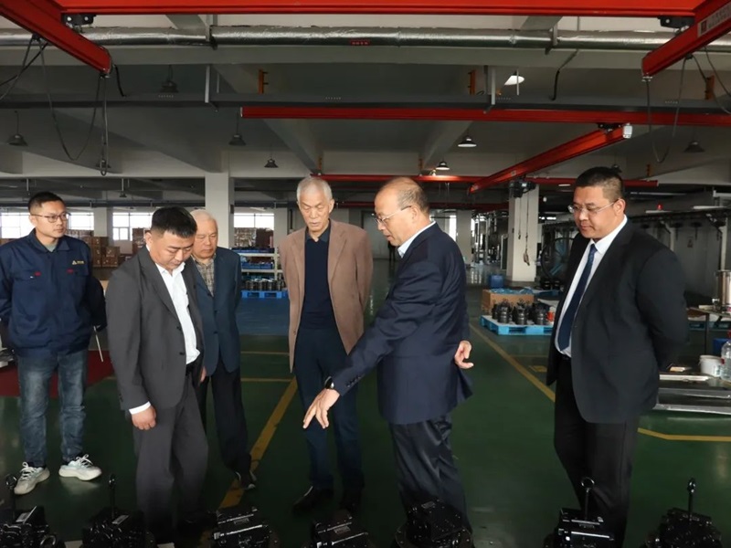 第七屆工程機械行業標準化工作會議暨2024年中國工程機械工業協會標準化工作委員會年會8.jpg